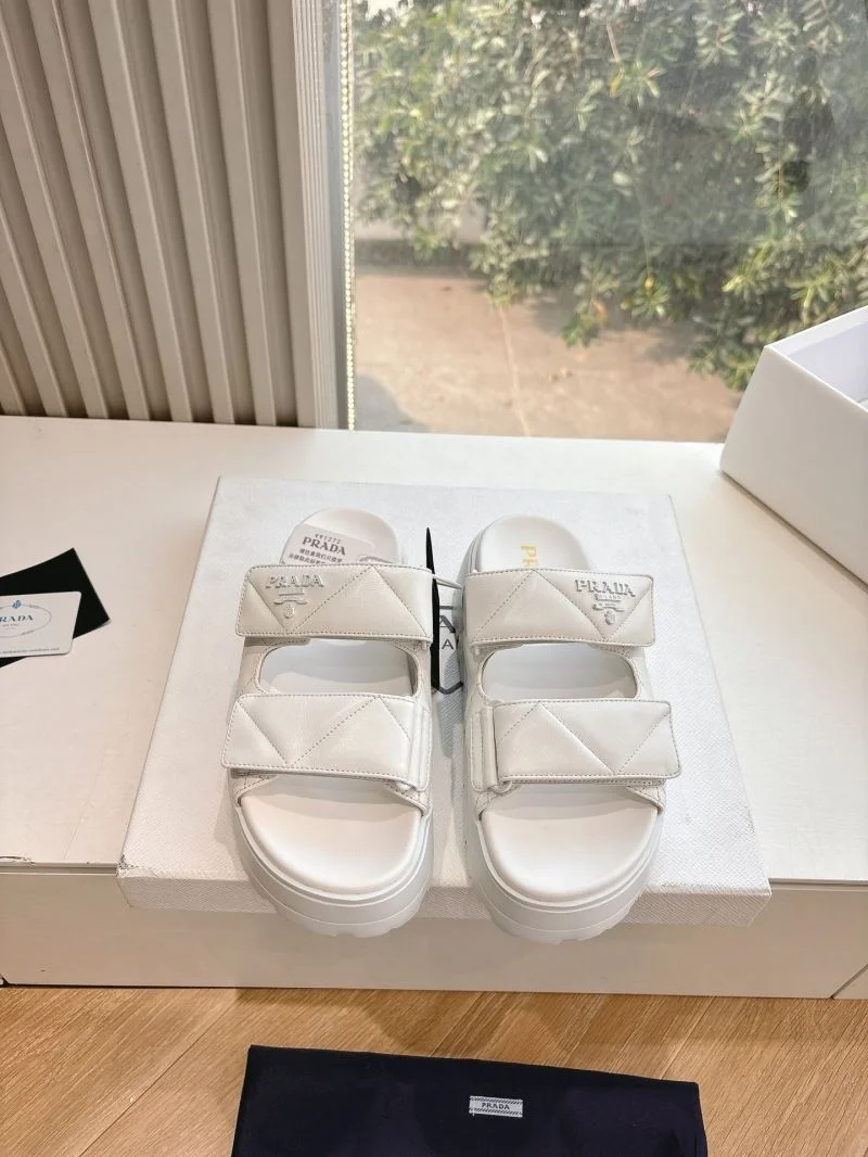 Prada Slippers Comfortable 34518