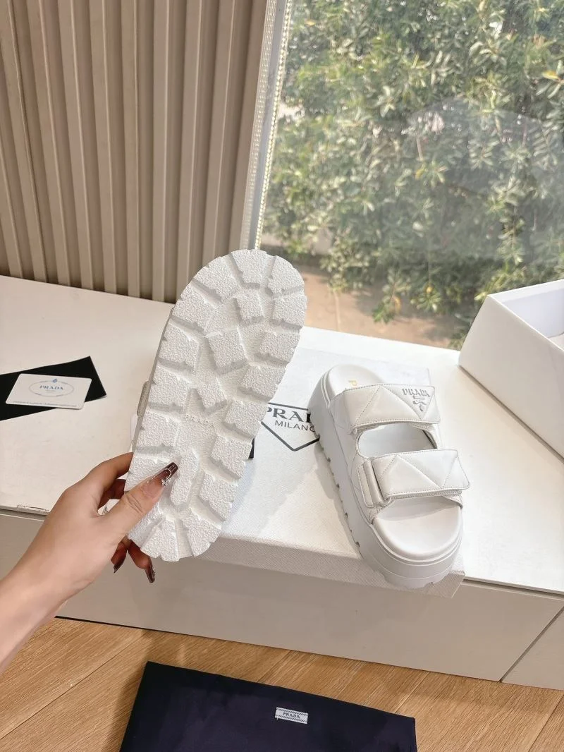 Prada Slippers Comfortable 34518