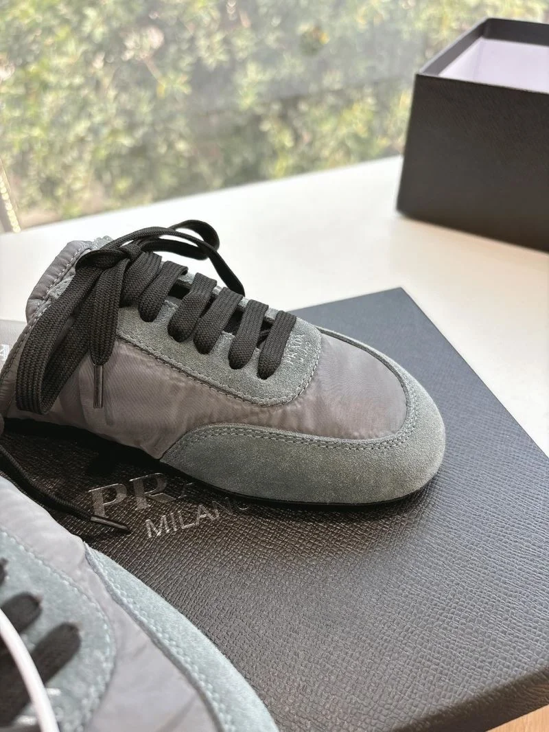 Prada Slippers Refined 34514