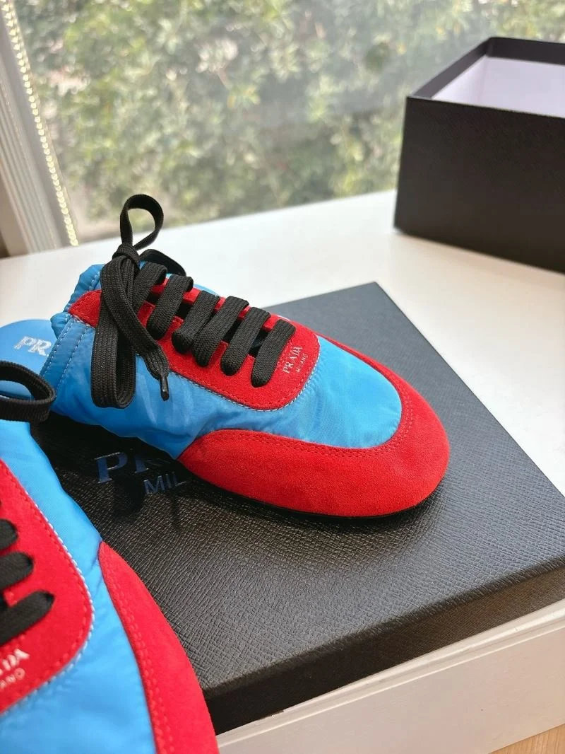 Prada Slippers Unisex 34510