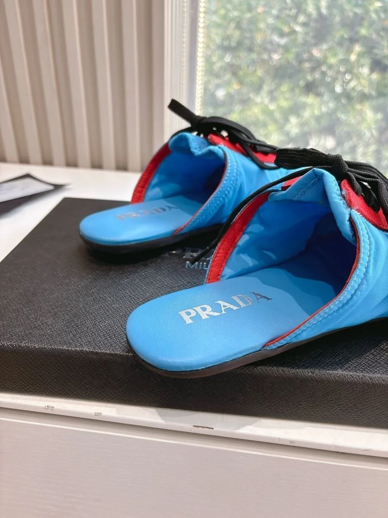 Prada Slippers Unisex 34510