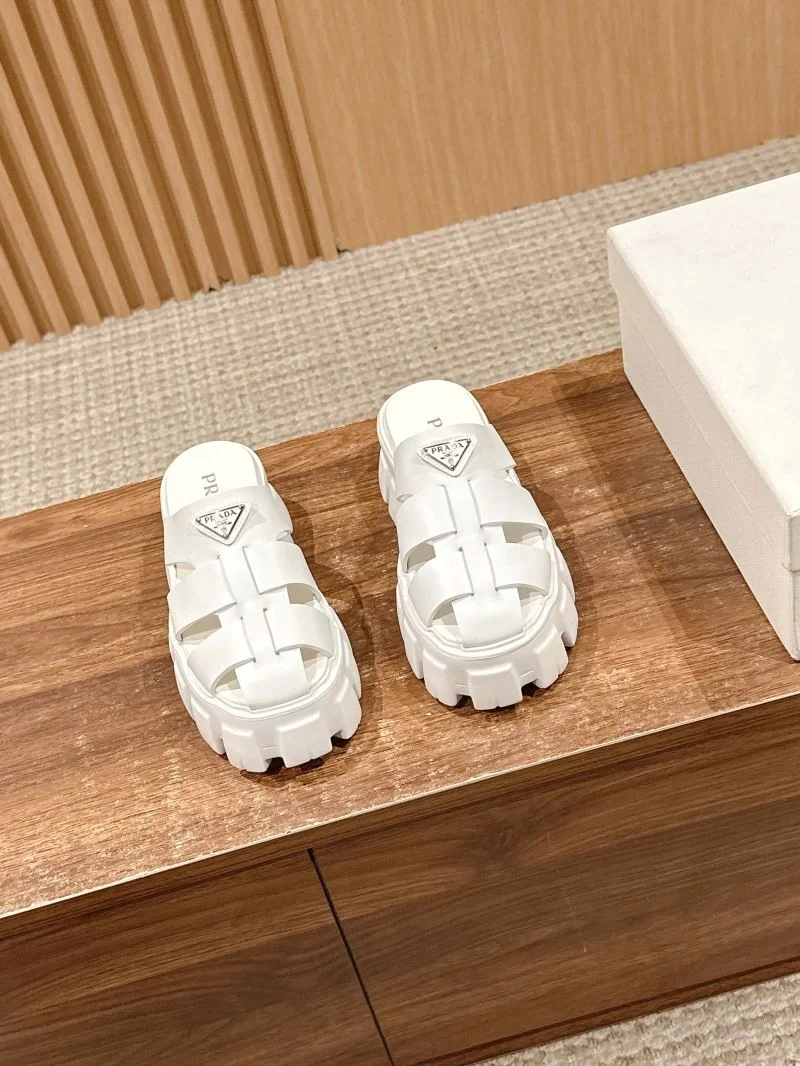 Prada Slippers EyeCatching 34490