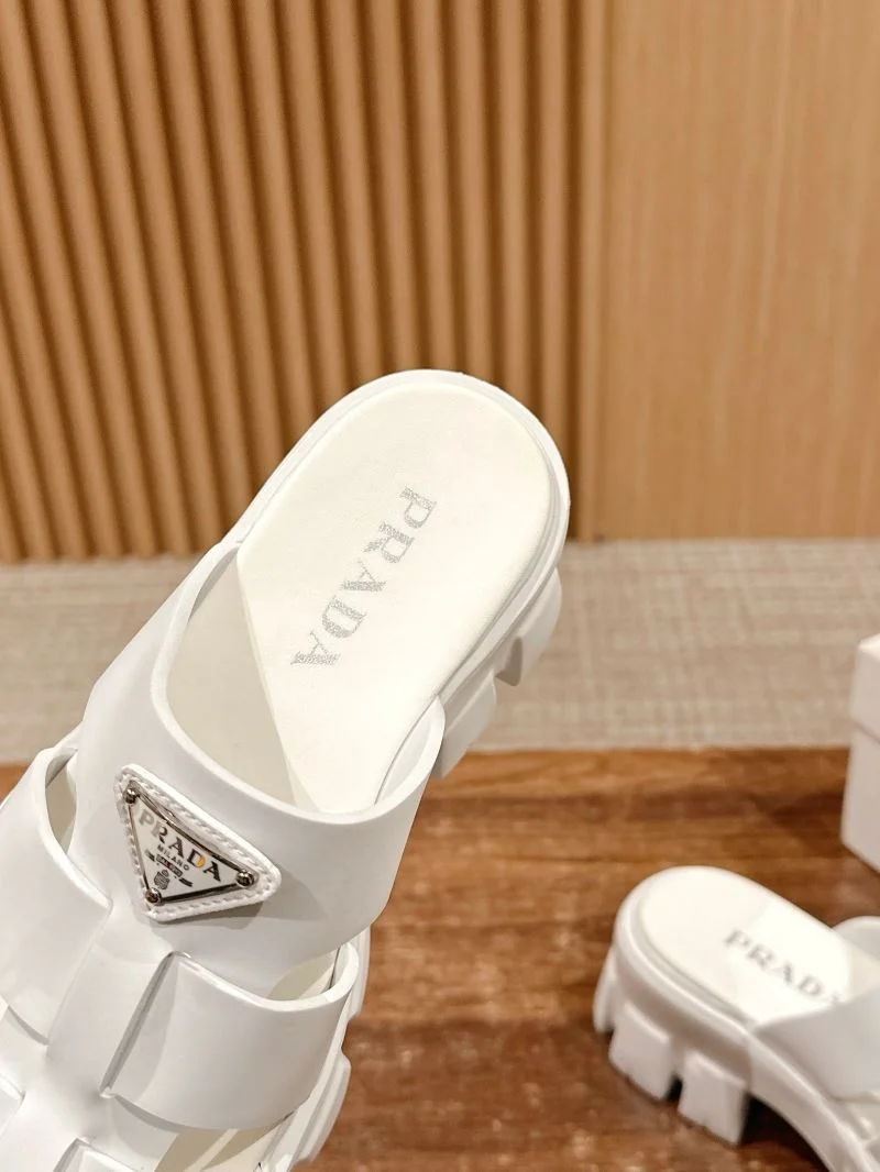 Prada Slippers EyeCatching 34490