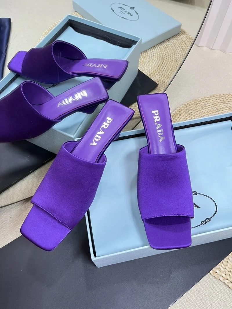 Prada Slippers Effortless 34492