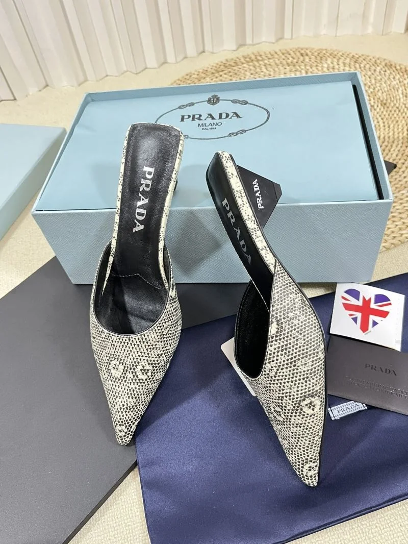 Popular Prada Slippers 34491