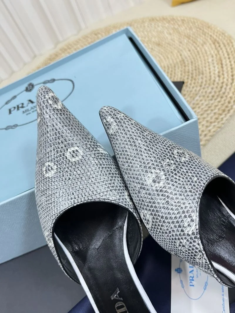 Breathable Prada Slippers 34481