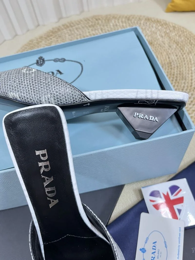 Breathable Prada Slippers 34481