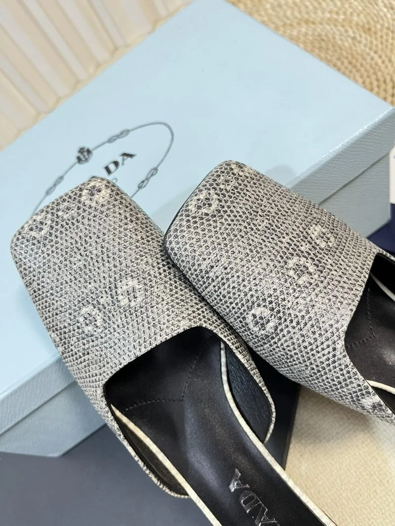 Prada Slippers Lightweight 34479