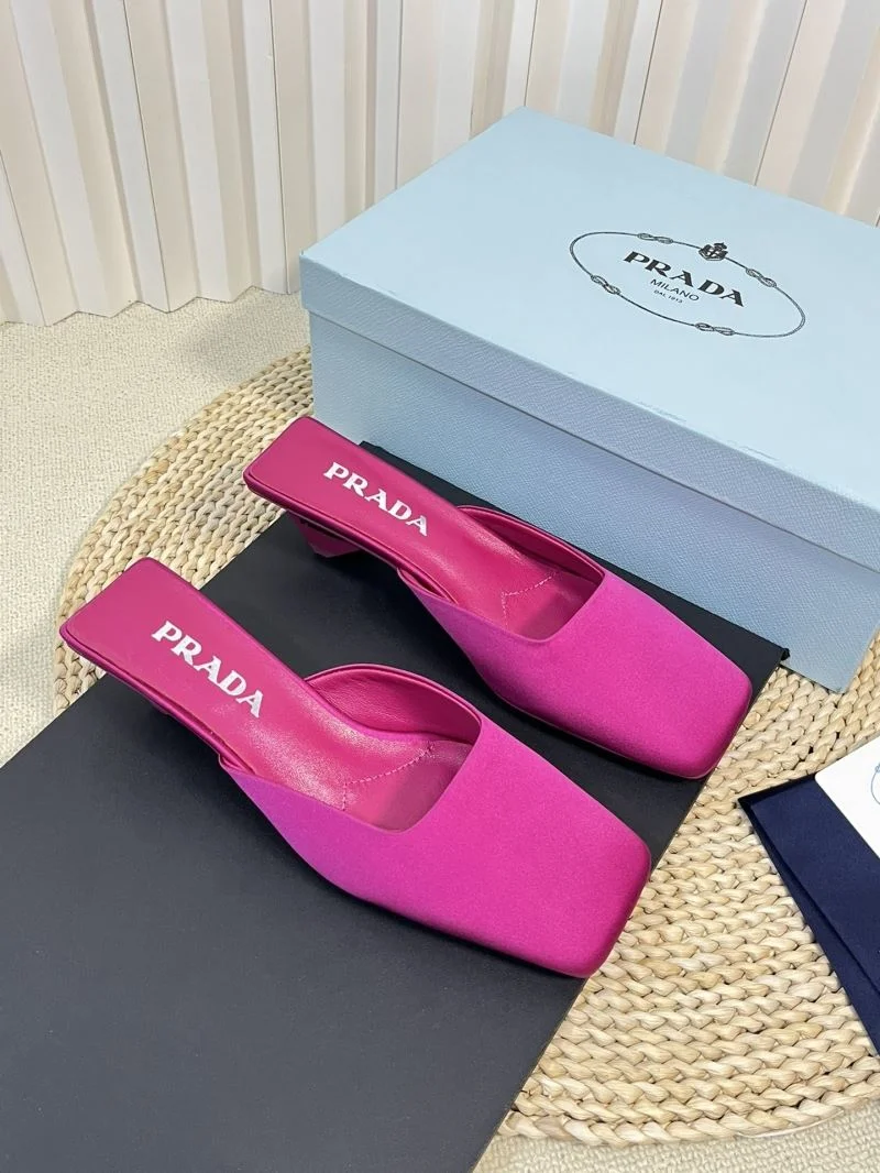 Prada Slippers Functional 34473