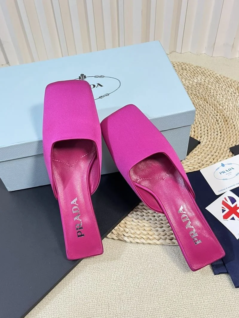 Prada Slippers Functional 34473