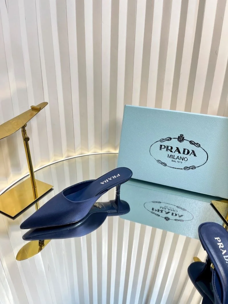 Prada Slippers Stylish 34470