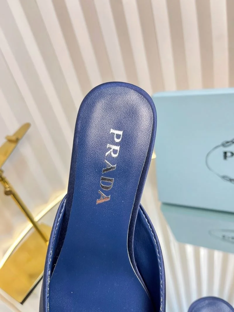 Prada Slippers Stylish 34470