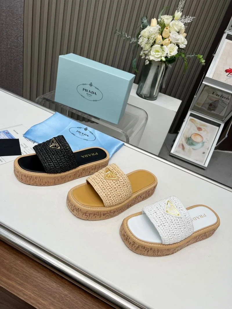 Prada Slippers MultiPurpose 34455