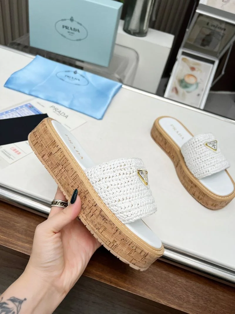 Prada Slippers MultiPurpose 34455