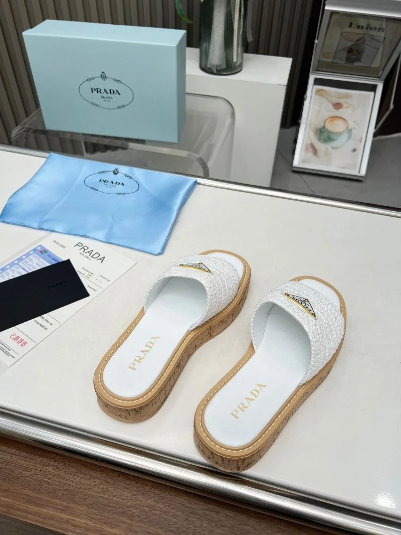 Prada Slippers MultiPurpose 34455
