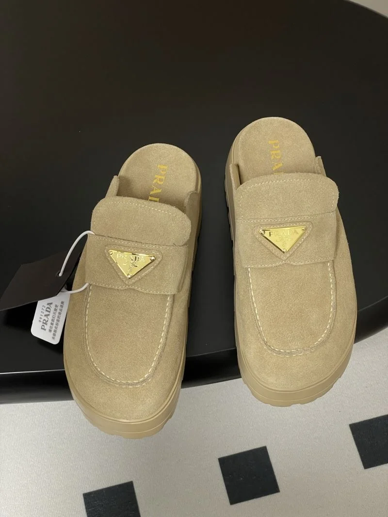 Prada Slippers Durable 34444