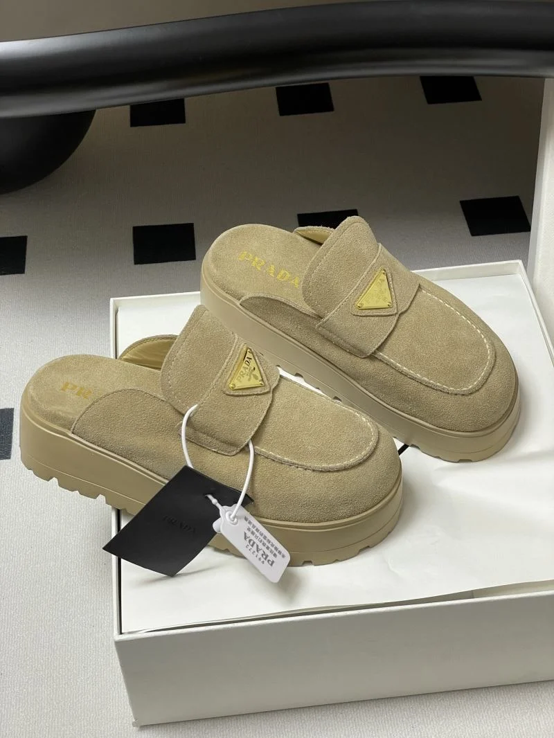 Prada Slippers Durable 34444