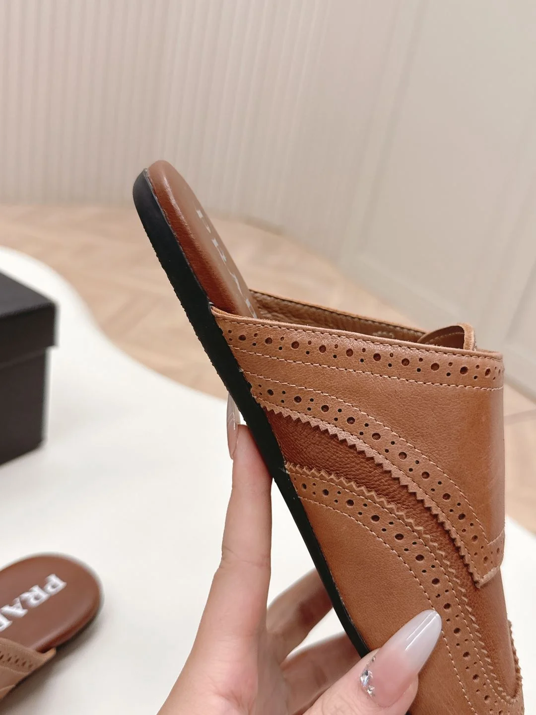 ModernLook Prada Slippers 34059