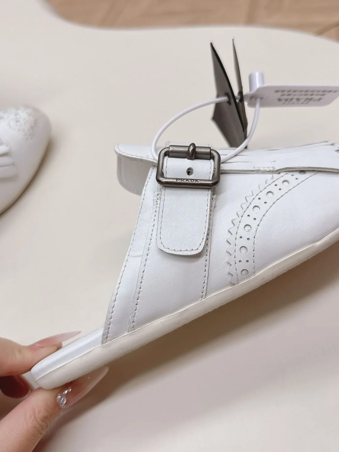 Elegant Prada Slippers 34057