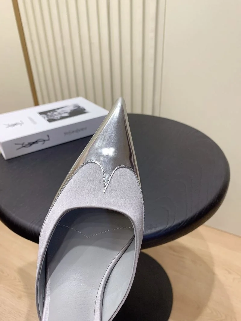 Prada Slippers Lightweight 34053