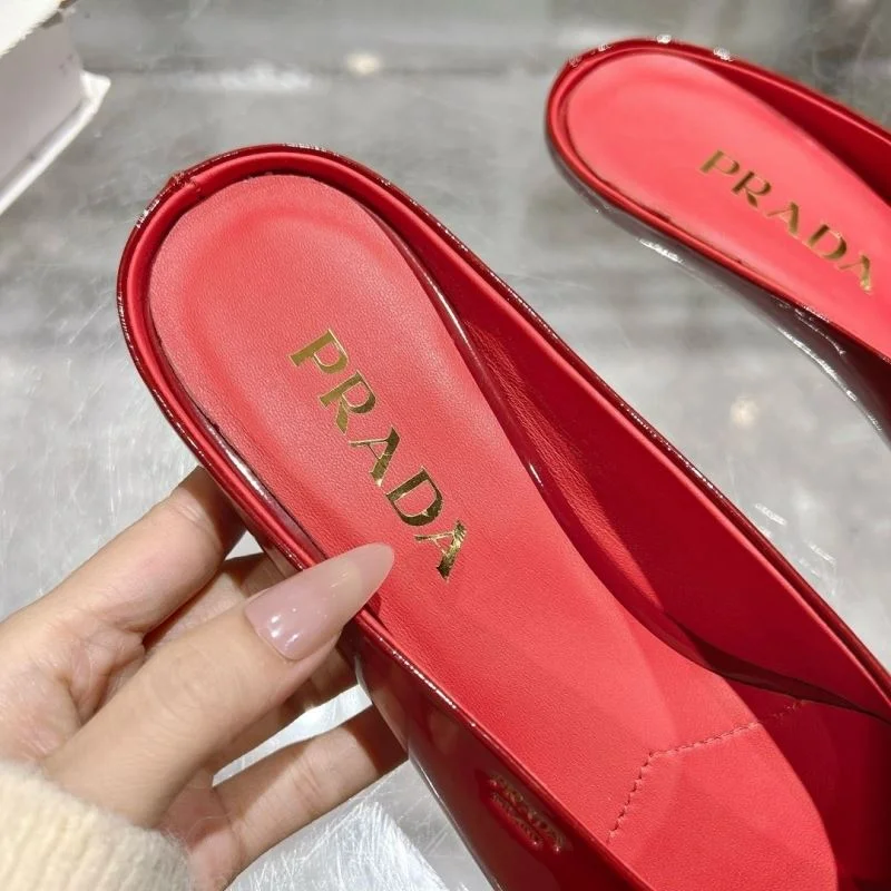Compact Prada Slippers 34051