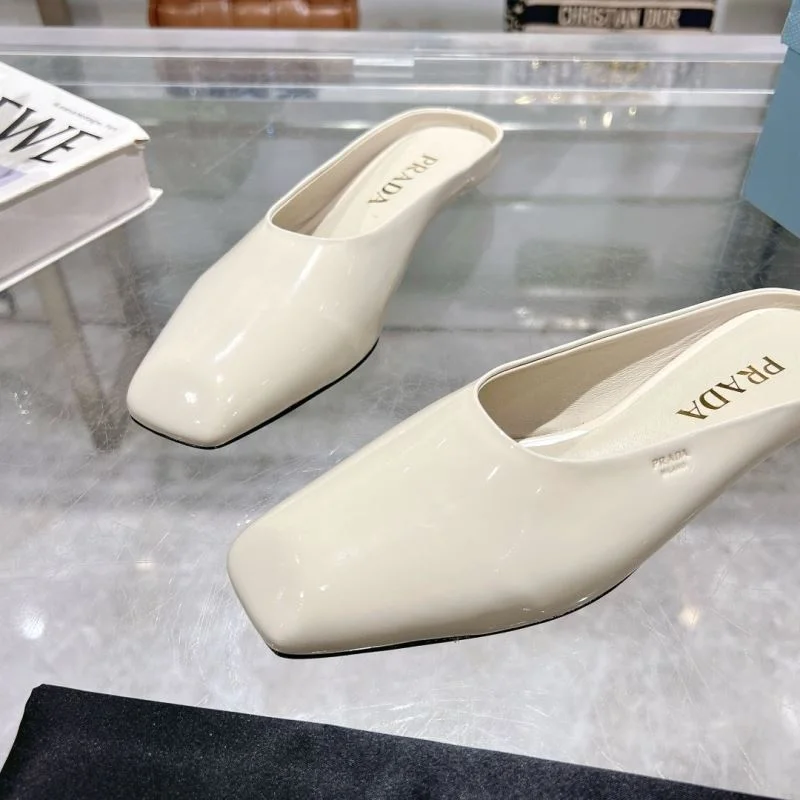 ModernLook Prada Slippers 34039