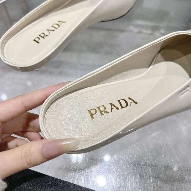 ModernLook Prada Slippers 34039