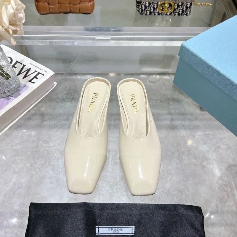 ModernLook Prada Slippers 34039