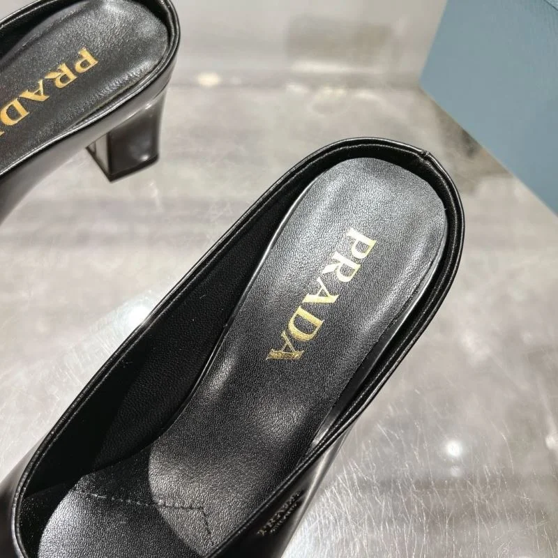Unisex Prada Slippers 34038