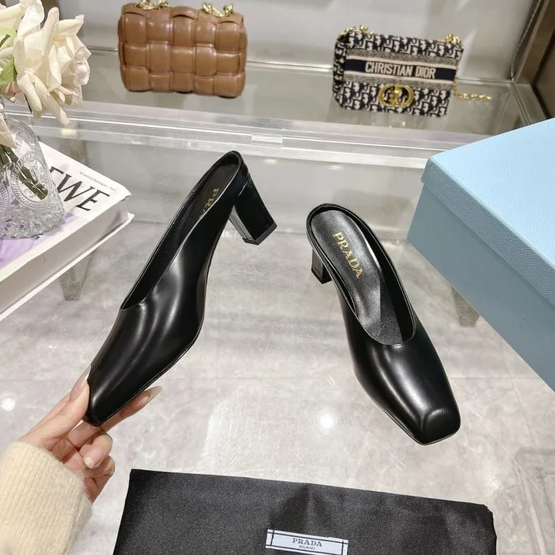 Unisex Prada Slippers 34038