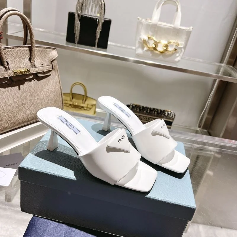 Prada Slippers Unisex 34032