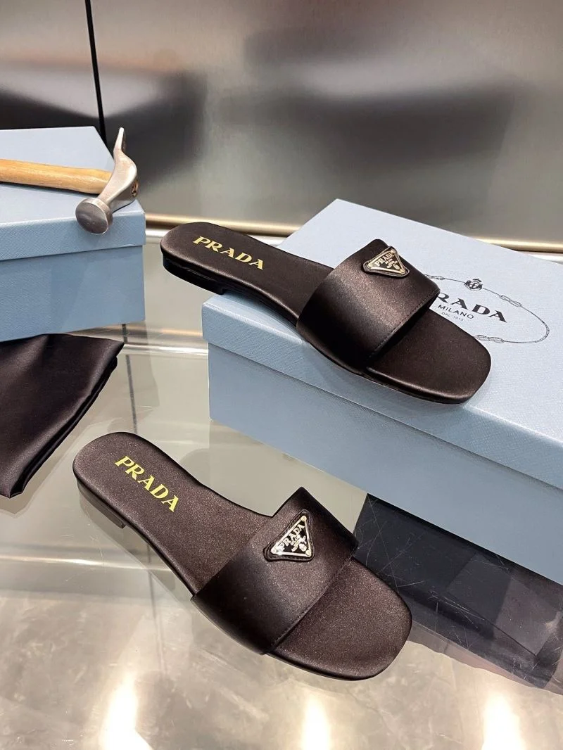 Prada Slippers Stretchable 34034