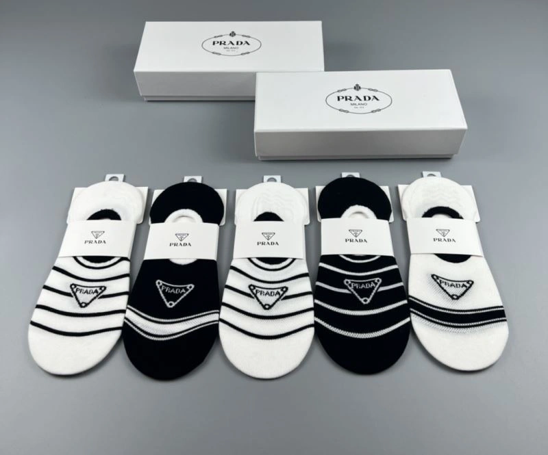 Trendsetting Prada Socks 274569
