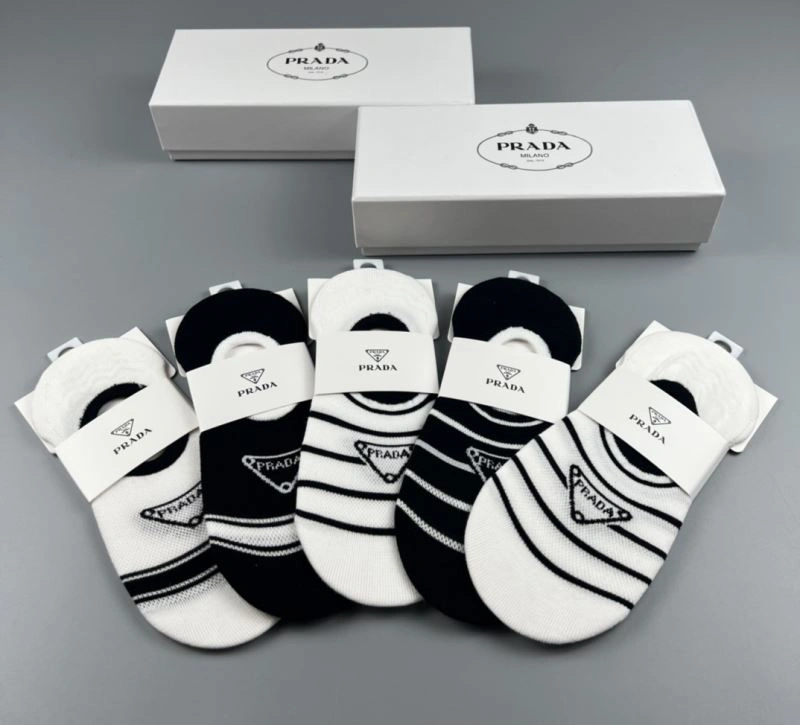 Trendsetting Prada Socks 274569