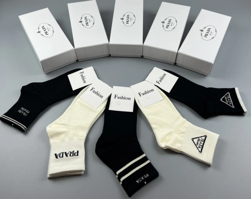 Resilient Prada Socks 274393