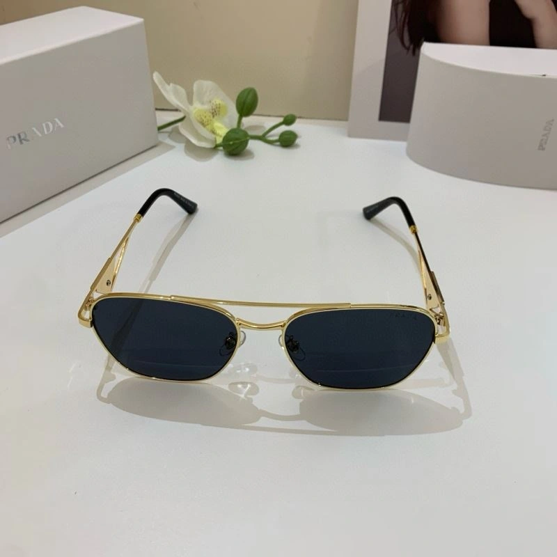 Functional Prada Sunglasses 281942