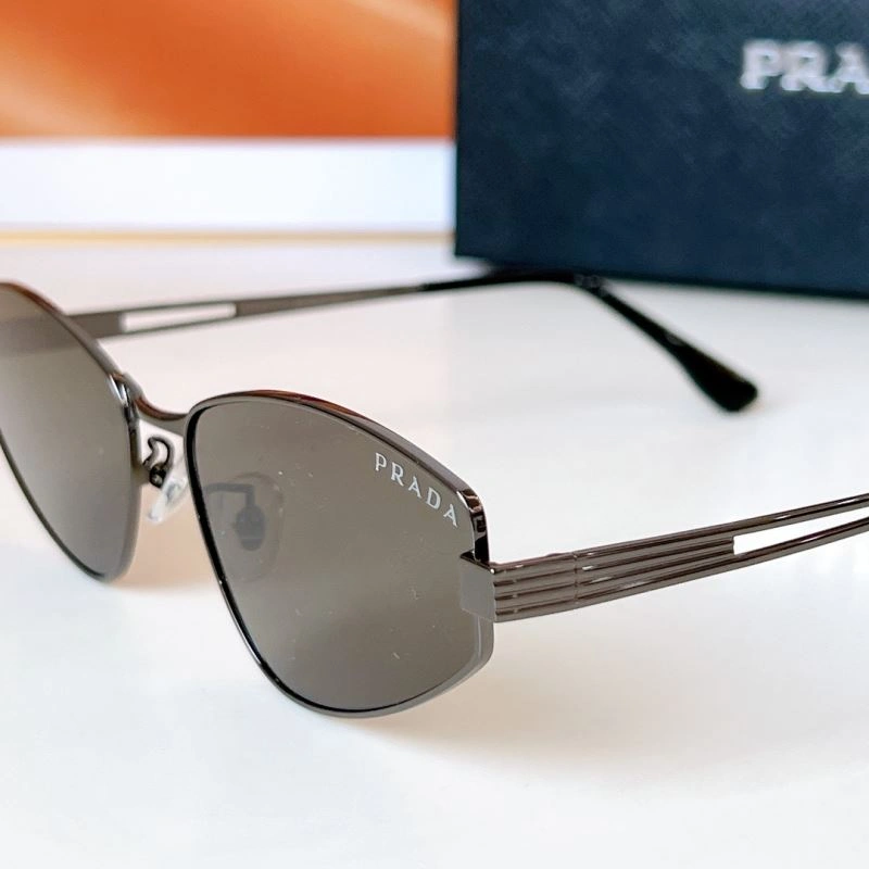 Sustainable Prada Sunglasses 281966