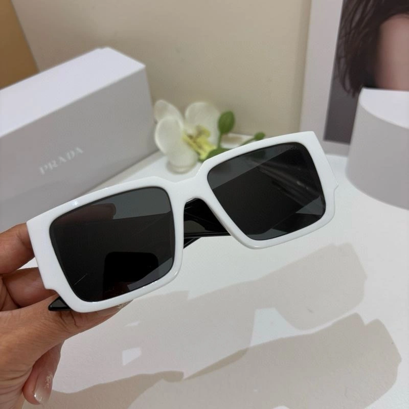 Prada Sunglasses EyeCatching 281945