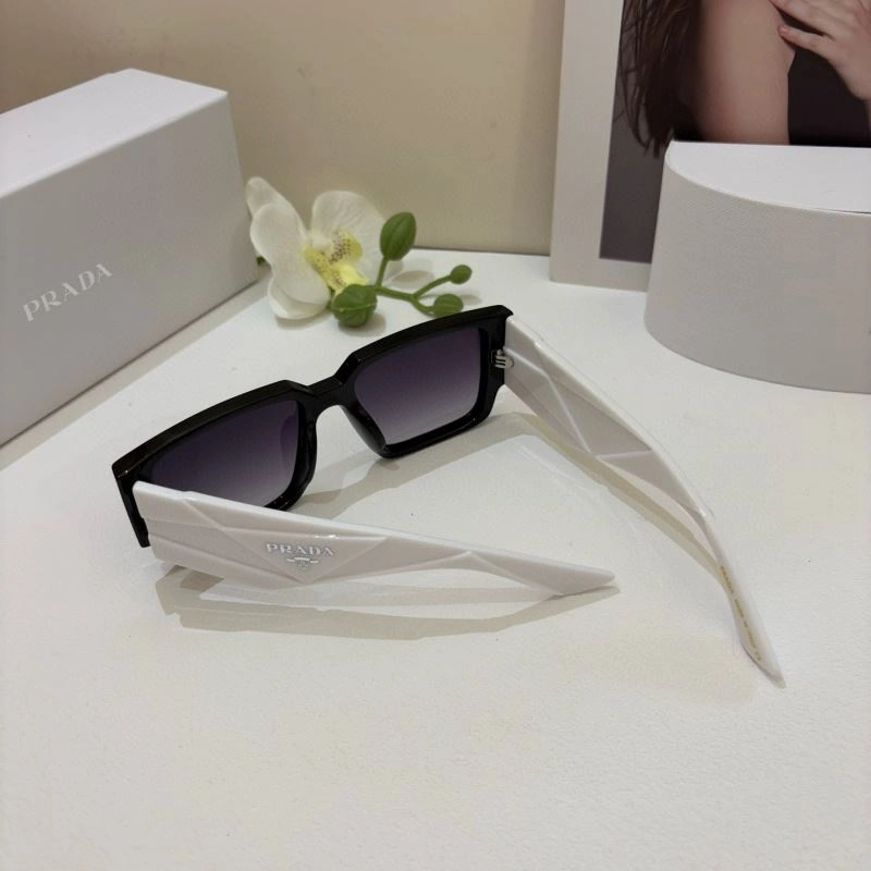 Compact Prada Sunglasses 281937