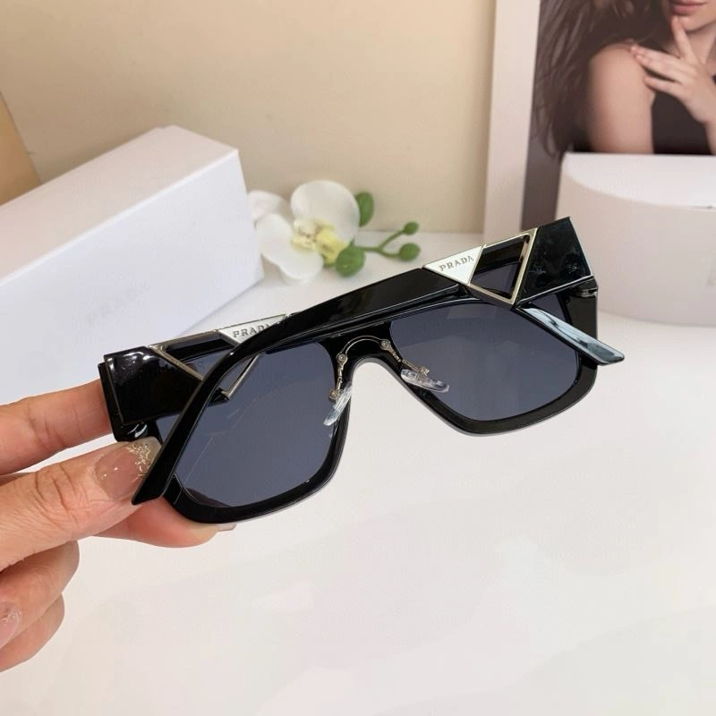 Prada Sunglasses UrbanChic 281935