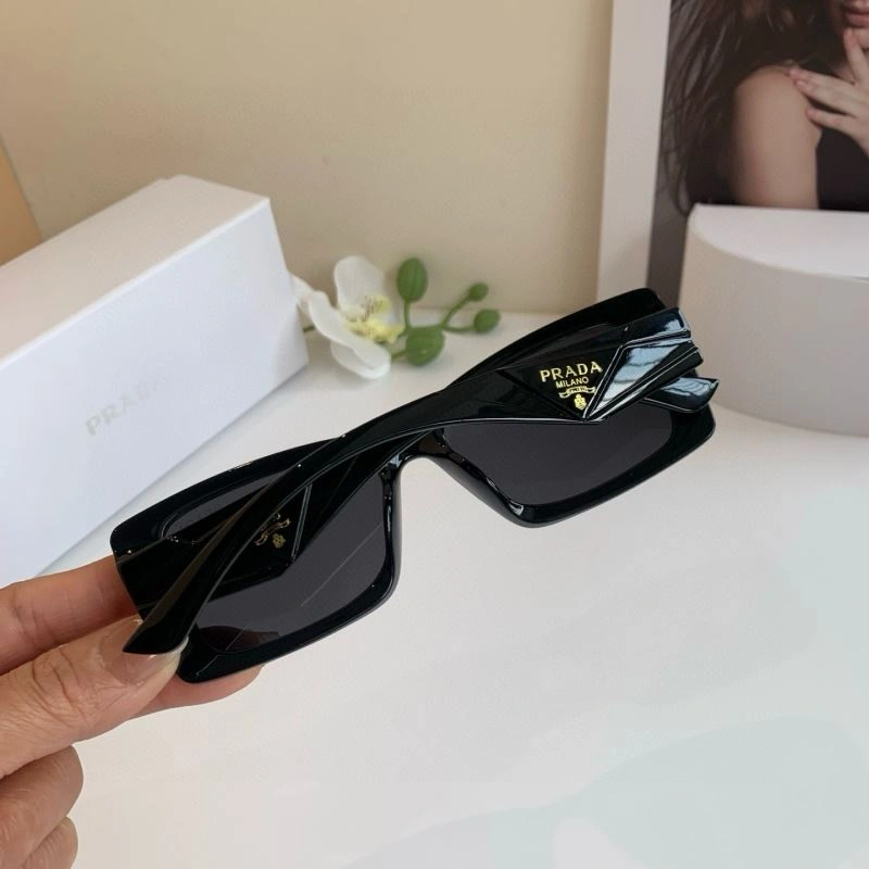Breathable Prada Sunglasses 281898