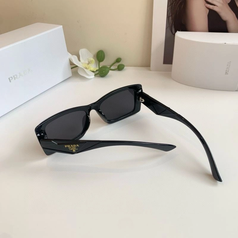 Breathable Prada Sunglasses 281898