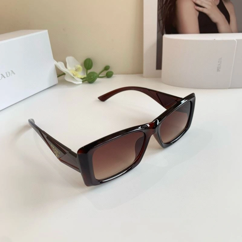 Lightweight Prada Sunglasses 281896