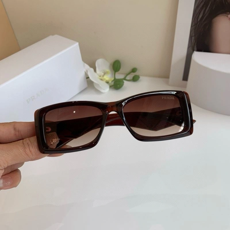 Lightweight Prada Sunglasses 281896