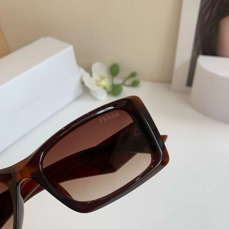 Lightweight Prada Sunglasses 281896