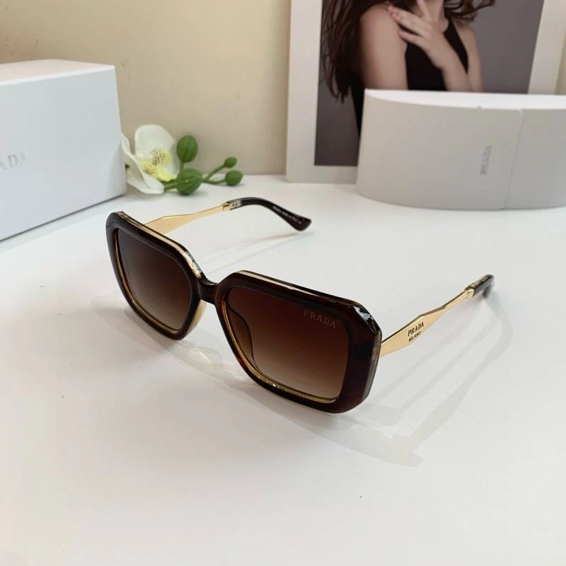 Supportive Prada Sunglasses 281907