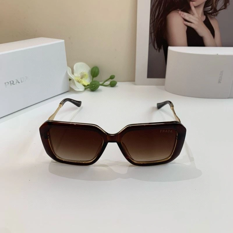 Supportive Prada Sunglasses 281907