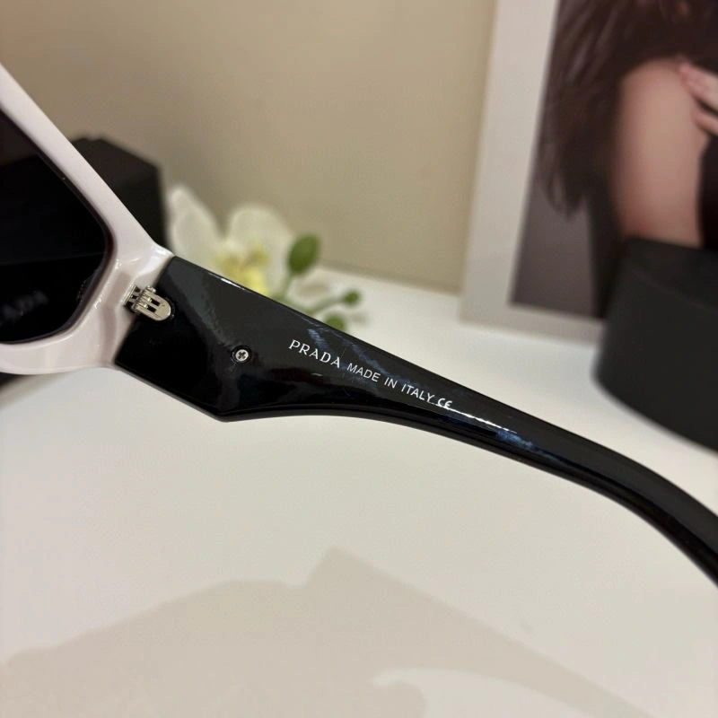 Prada Sunglasses Durable 281920