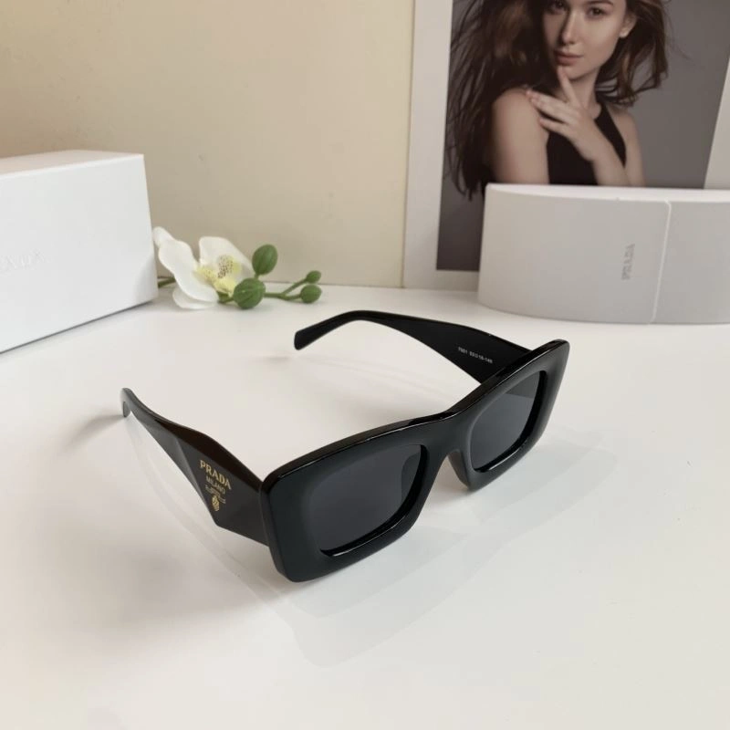 Prada Sunglasses FashionForward 281897