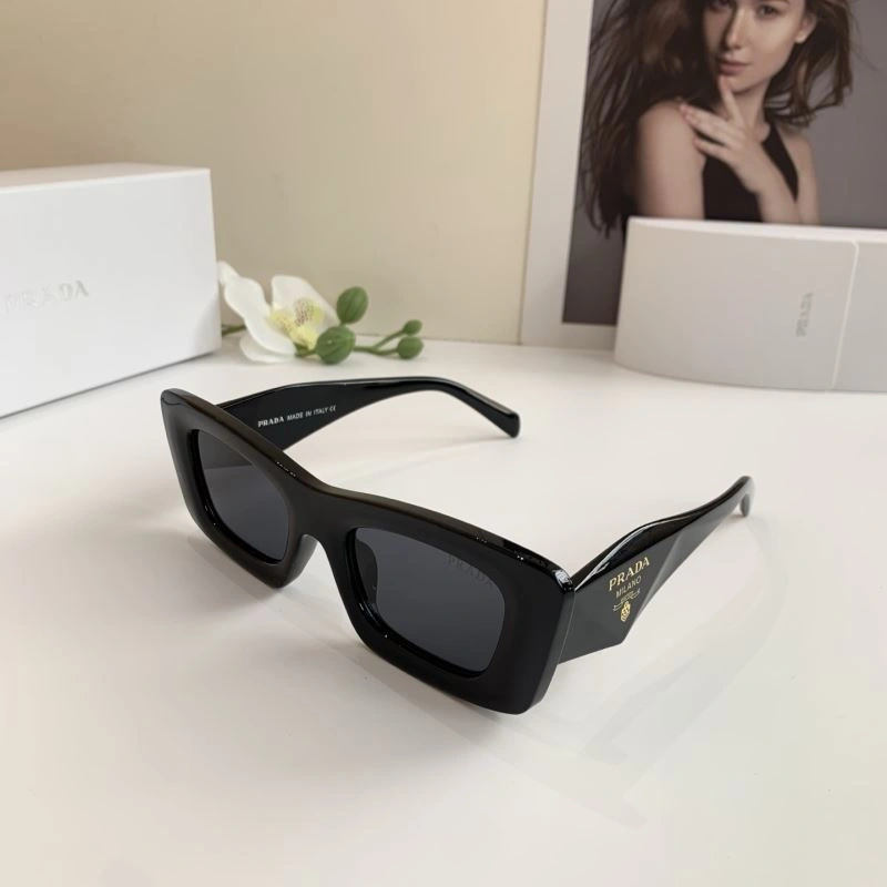 Prada Sunglasses FashionForward 281897